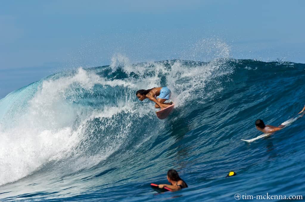 surfing-in-moorea_11440807244_o